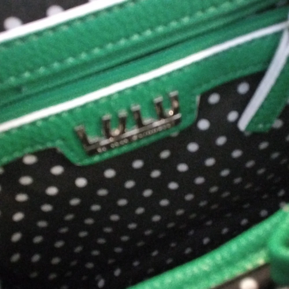 - - Lulu Guinness kelly green crossbody bag